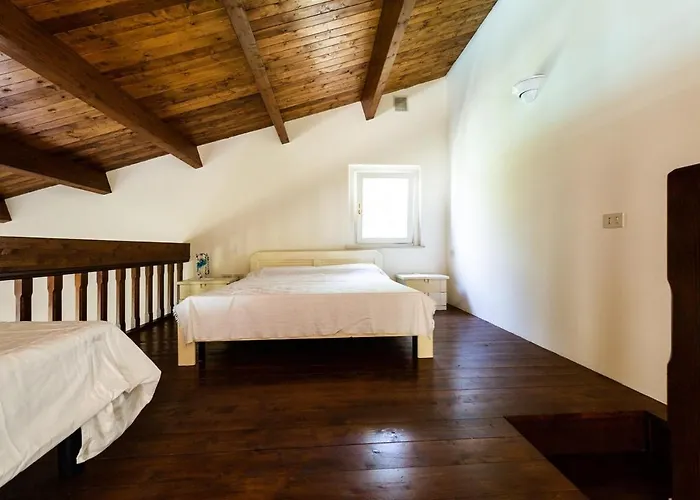 Calibani Βίλα Trebbiantico